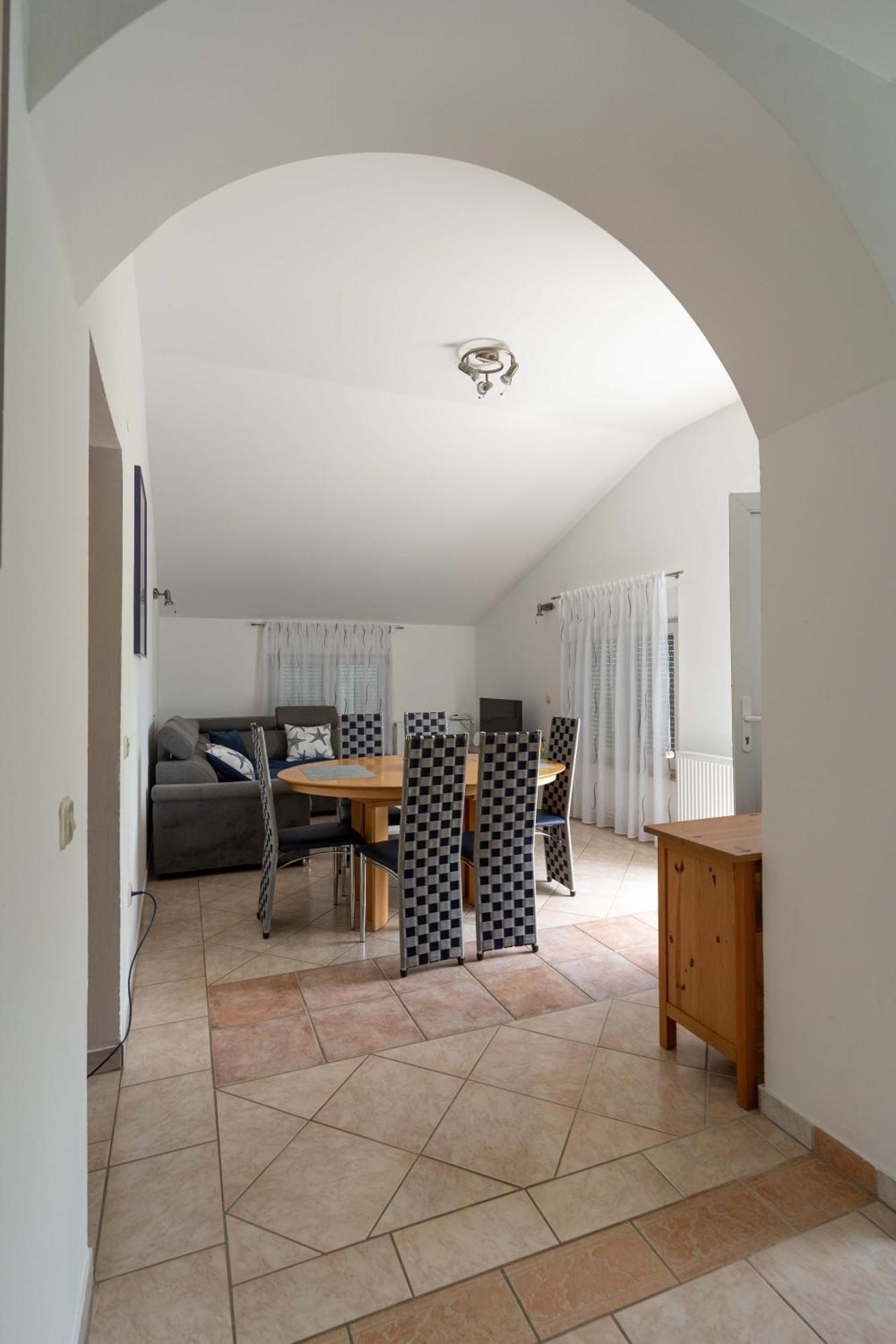 Ferienwohnung Irina Ližnjan Exterior foto